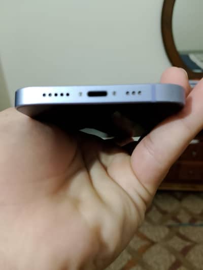 Apple iPhone 12