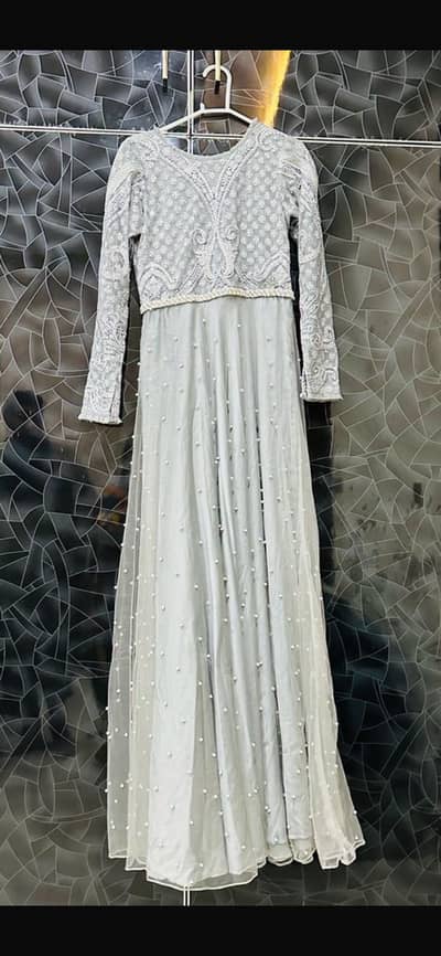 Threads & motifs net lehenga/frock
