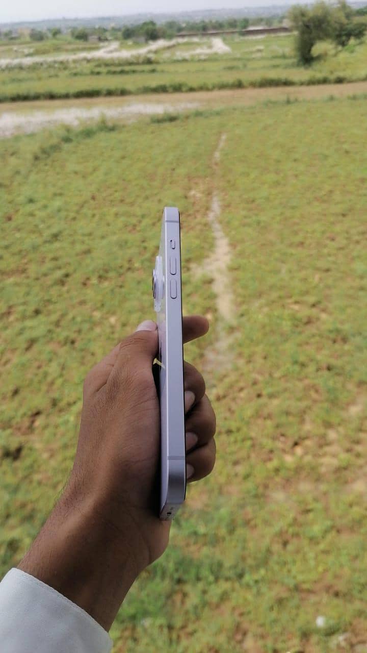 Apple iPhone 14 plus 4