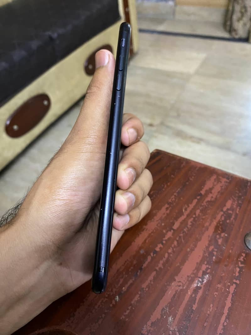 Apple iPhone 7 Plus 4