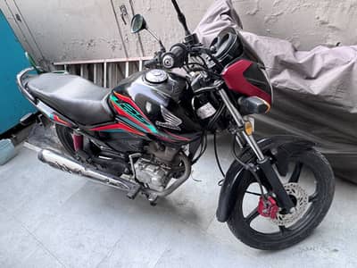 Honda CBF125 Black, Feb 2023 Registered