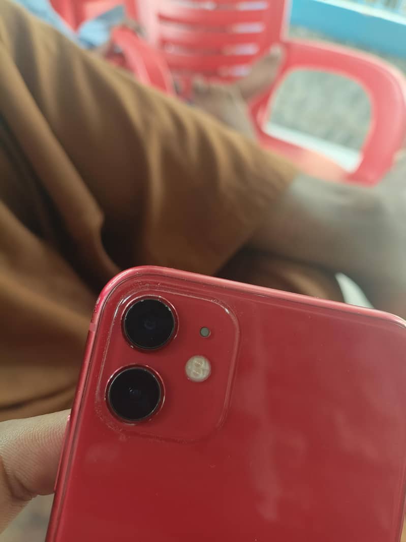 Apple iPhone 11 3