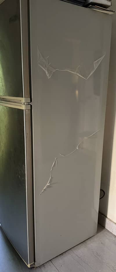 Kenwood fridge