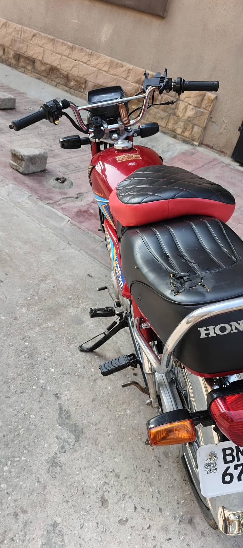19 MODEL CD 70 6
