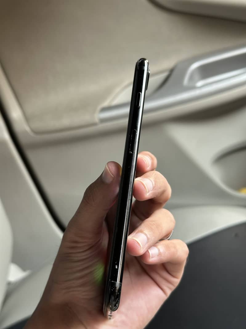 Apple iPhone 7 Plus 3