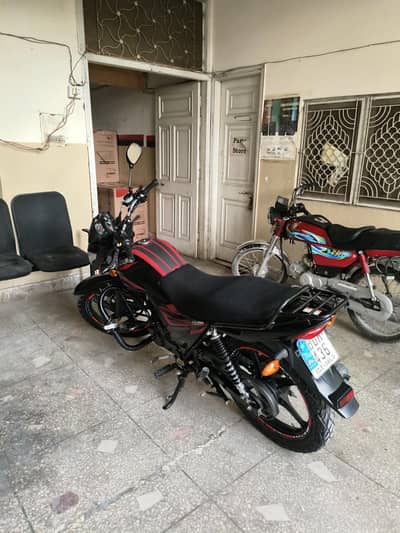 Suzuki gr150