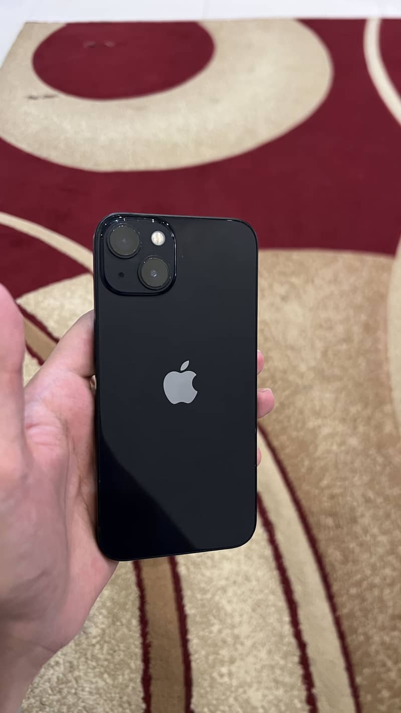 Apple iPhone 13 2