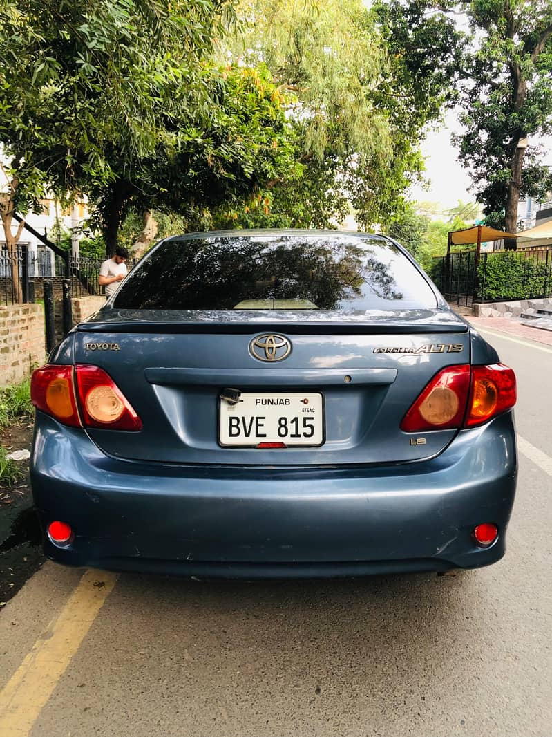 Corolla Altis 1