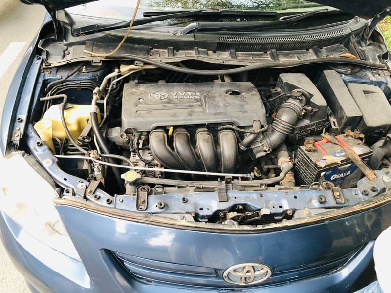 Corolla Altis 14