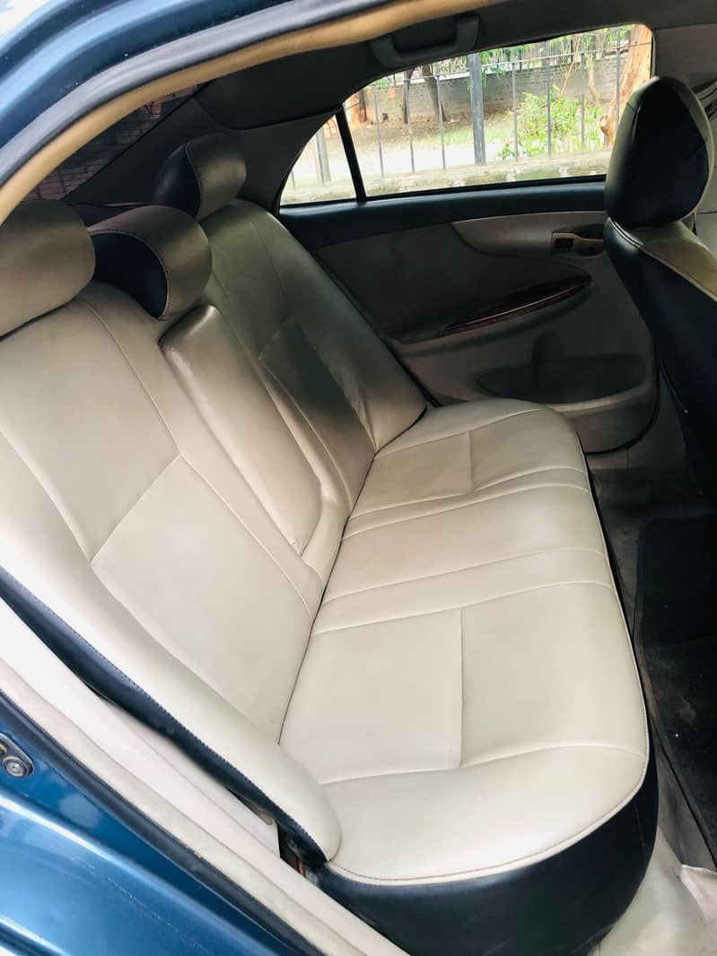 Corolla Altis 16