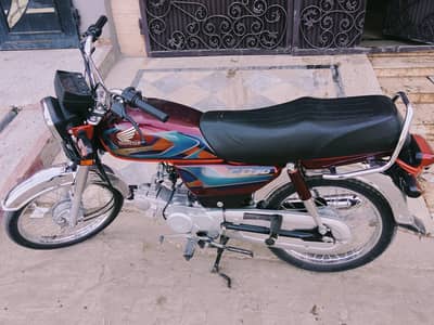 Total Genuine Sacrathless First Owner One Hand Use No Single Work