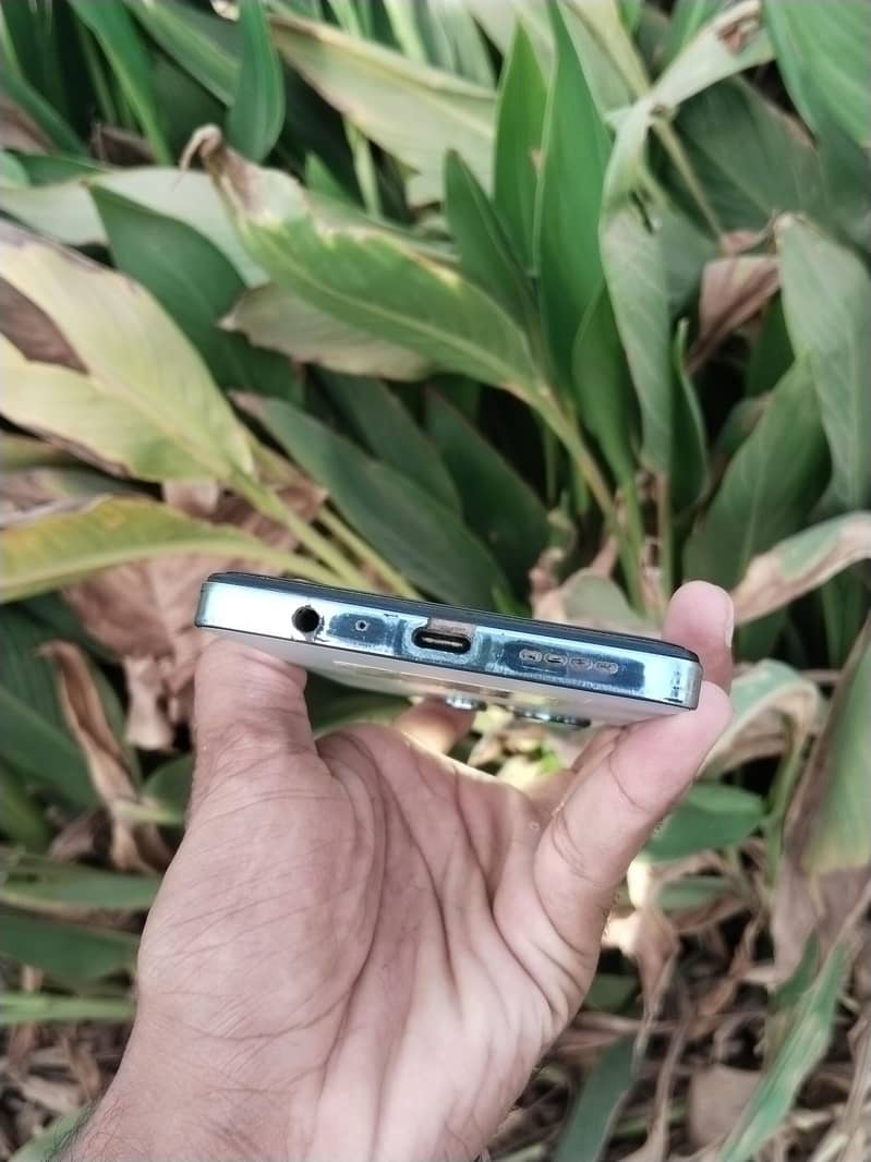 Infinix Note 30 4