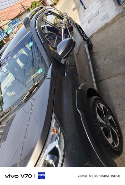 Honda BR-V S 2017 Total Genuine Paint except trunk