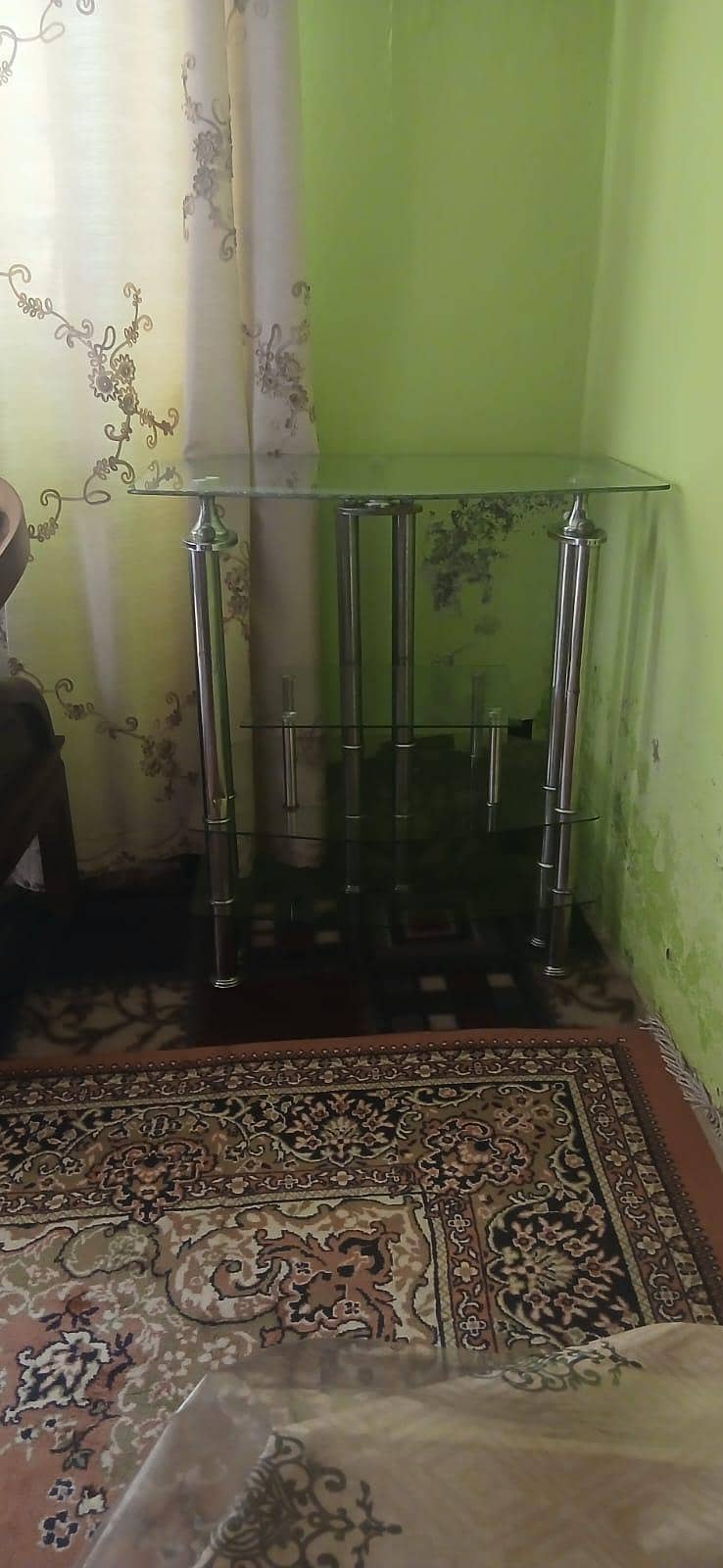 glass table 1