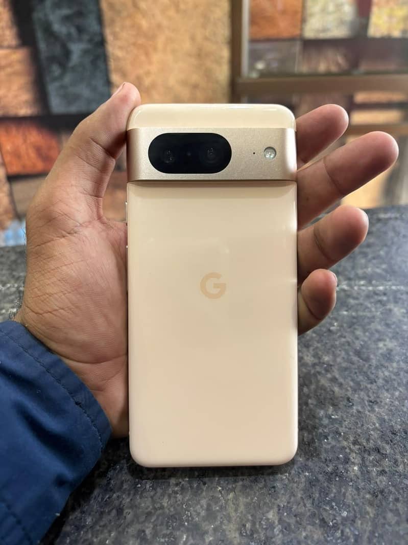 Google Pixel 8 3