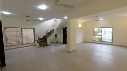 Prime Location 235 Square Yards House In Bahria Town - Precinct 27 For rent