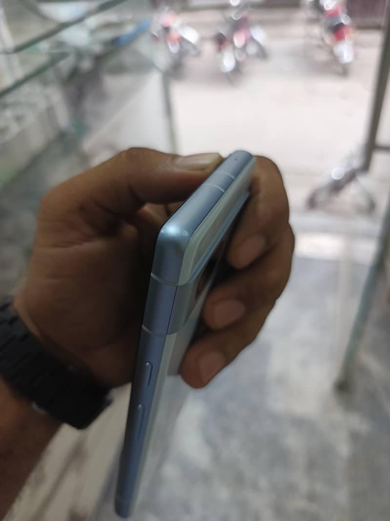 google pixel 7a 8
