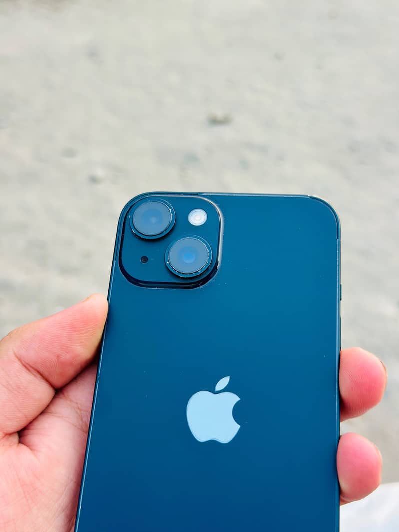 Apple iPhone 14 2
