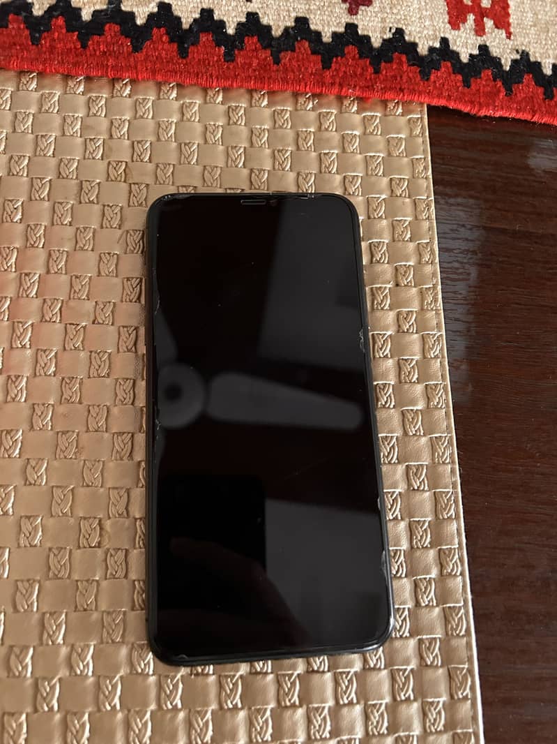 Apple iPhone 11 Pro Max 1