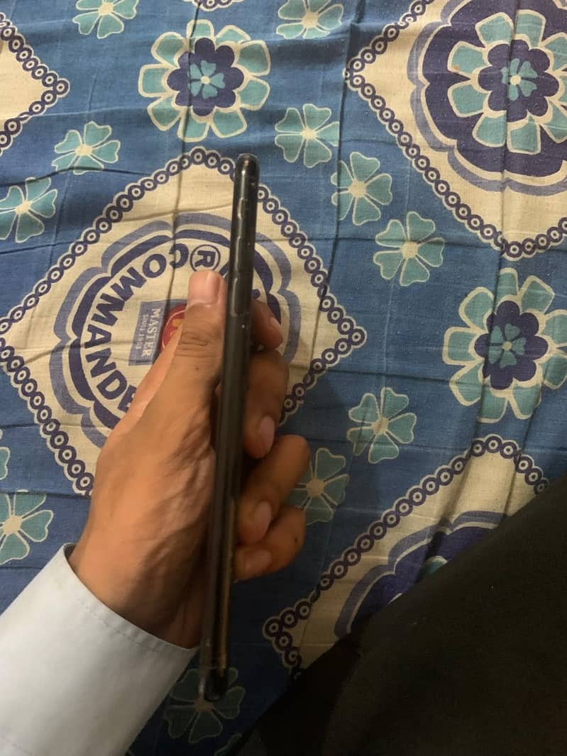 Apple iPhone 7 Plus 2