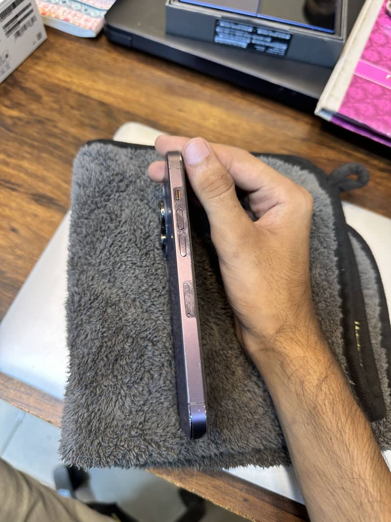 Apple iPhone 14 Pro 3