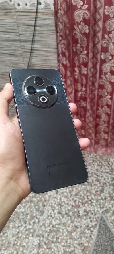 Tecno Spark 30. . . 8+8. . 128gb ha Dead final price ha. . . 03292048904