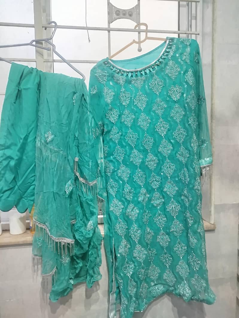 different brand different dresses 2