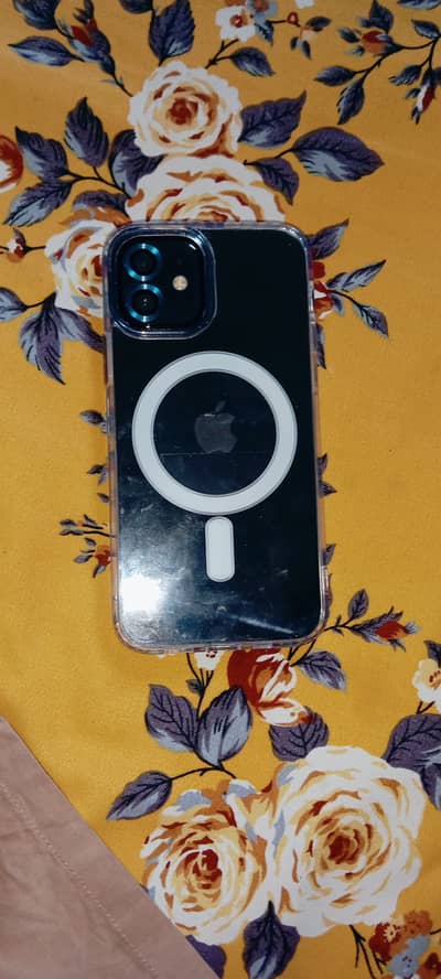 Apple iPhone 12