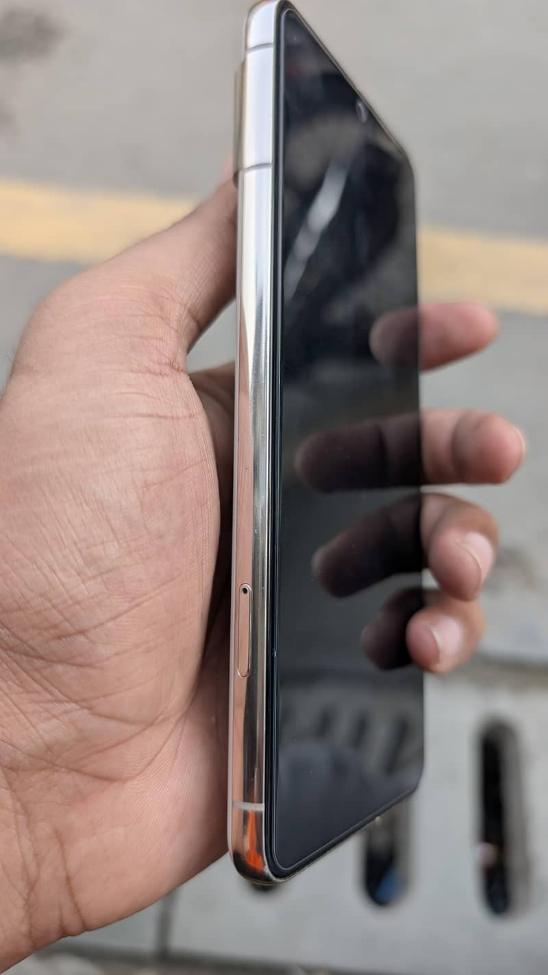 Google Pixel 8 Pro 3