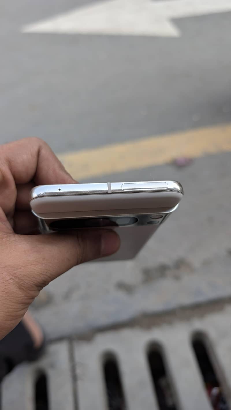 Google Pixel 8 Pro 4