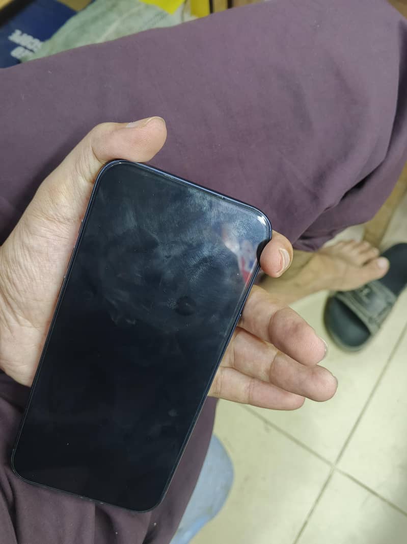 Apple iPhone 17 Pro Max 3