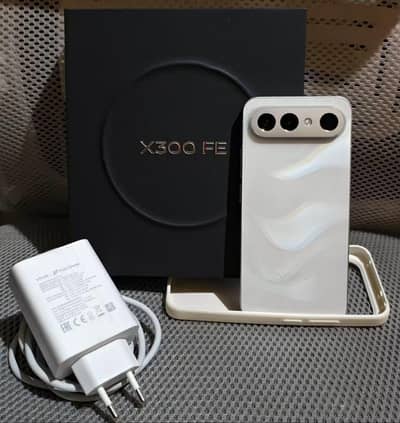 Vivo X300 FE
