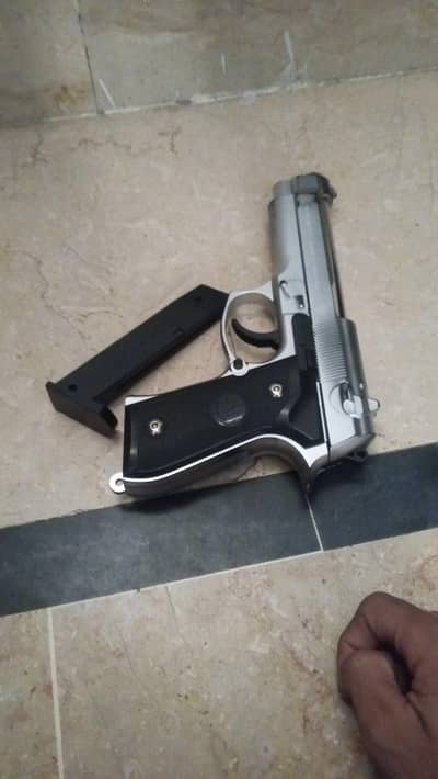 metal toy gun