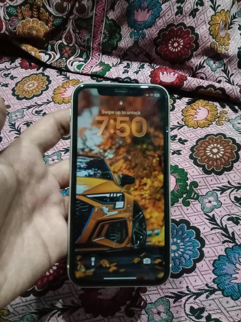 Apple iPhone 11 1