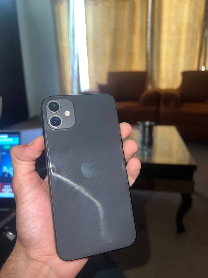 Apple iPhone 11 3