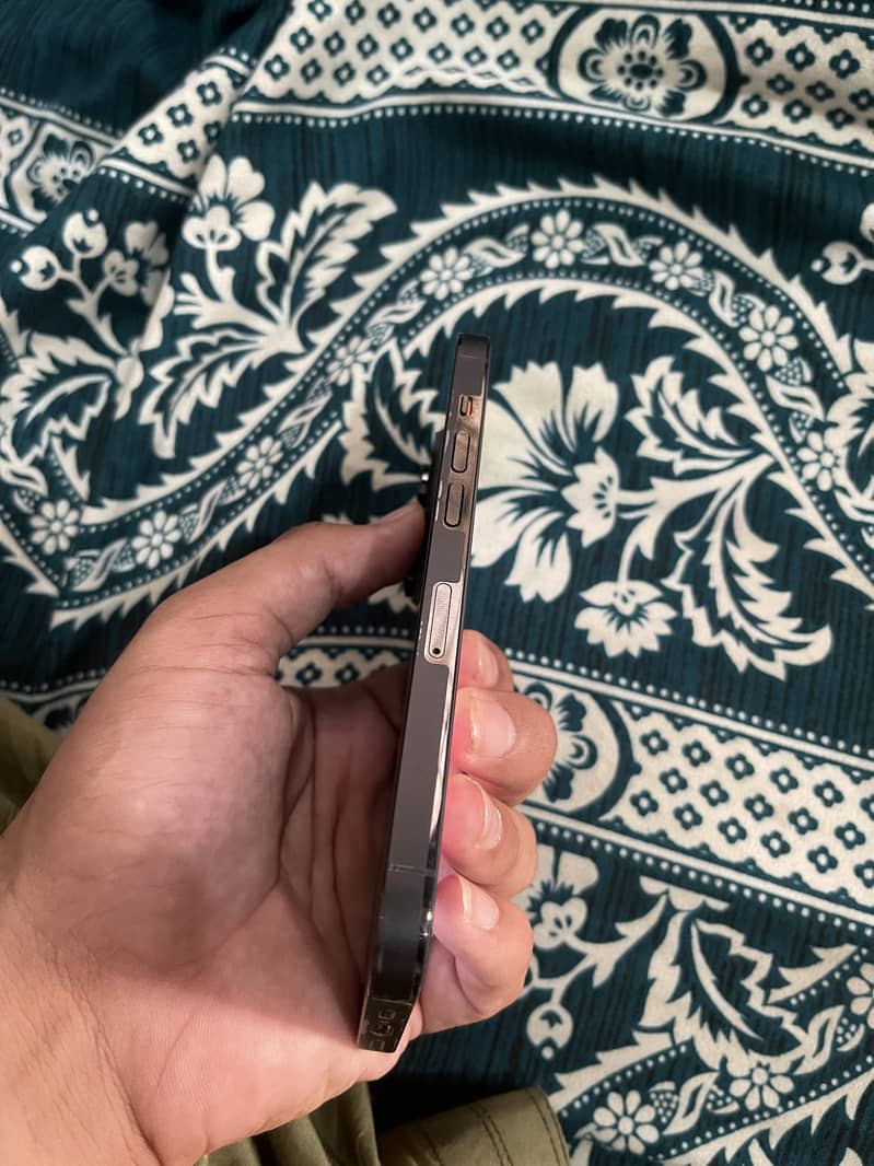 Apple iPhone 14 Pro 7