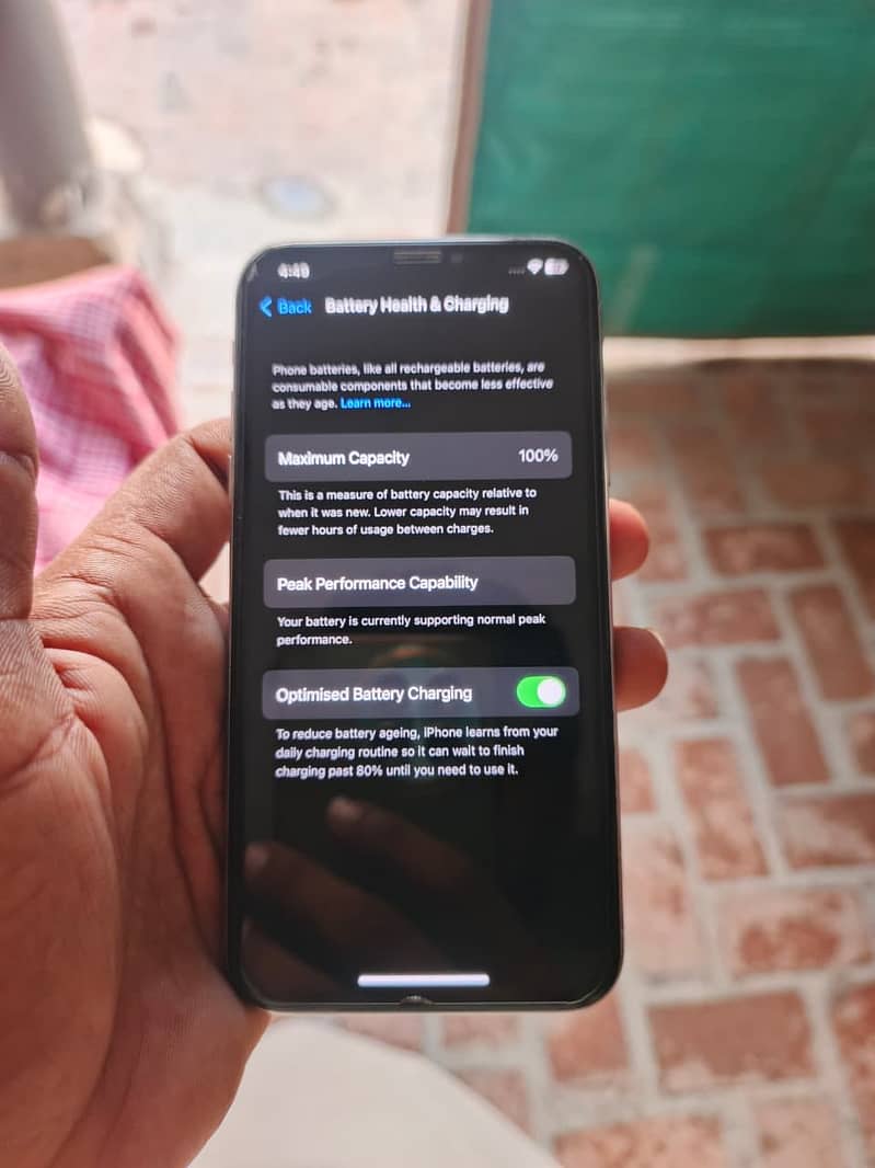 Apple iPhone X 3