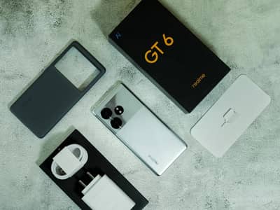 Realme GT 6