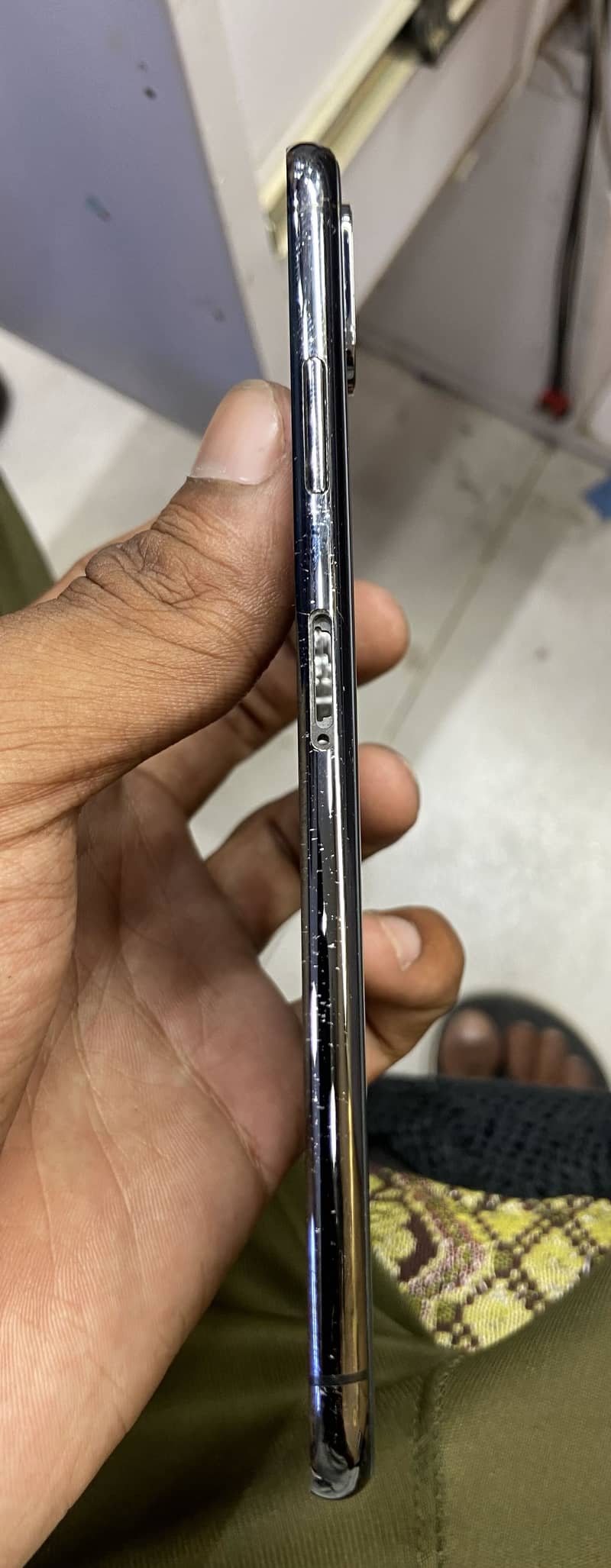 Apple iPhone XS Max 7
