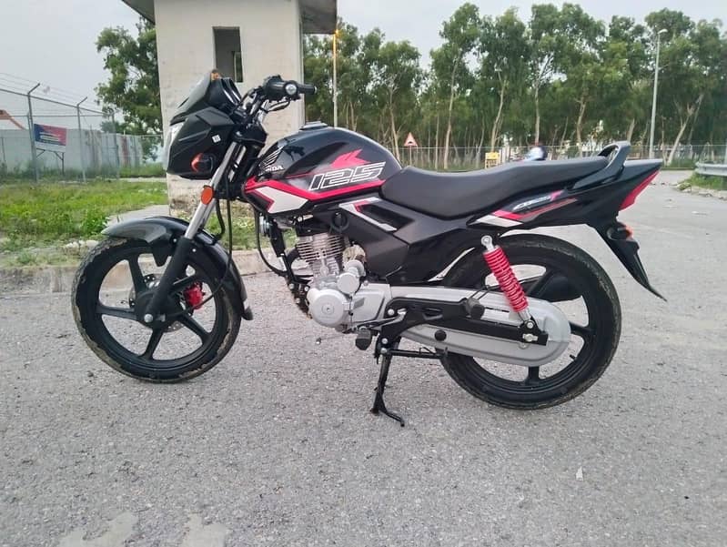 CB 125 2