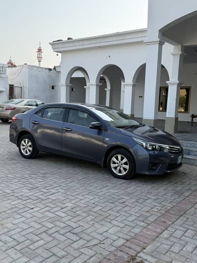 Toyota Altis Grande 2015