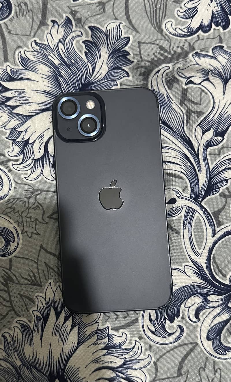 Apple iPhone 13 1