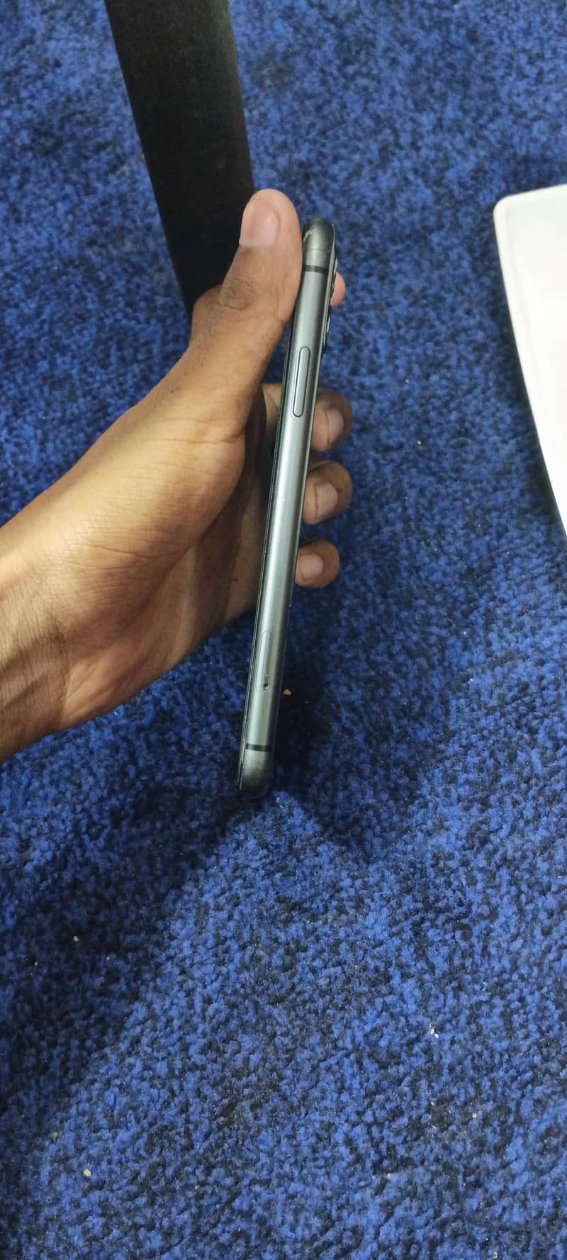 Apple iPhone 11 3