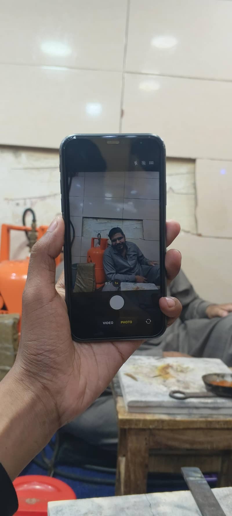 Apple iPhone 11 8