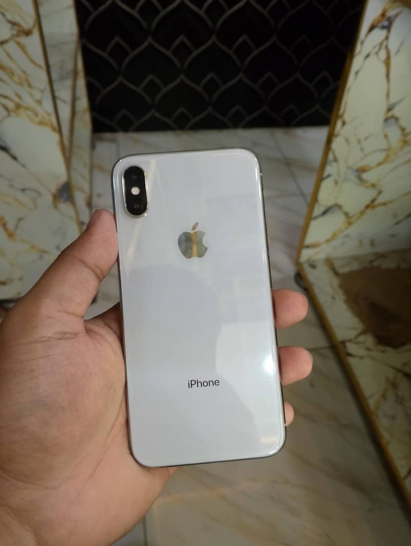 Apple iPhone X 1