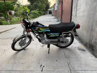 Honda Cg 125 black Color