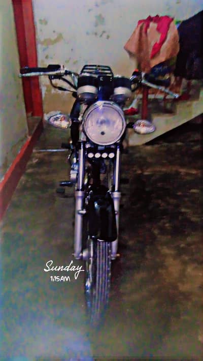 Suzuki GS 150