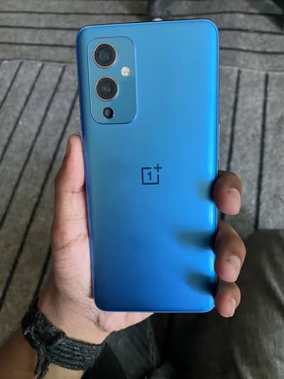 One Plus 9 5g all ok ha koe masla ni ha 8+8 ha 128 hb