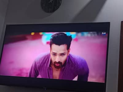 70 inches Samsung smart led
