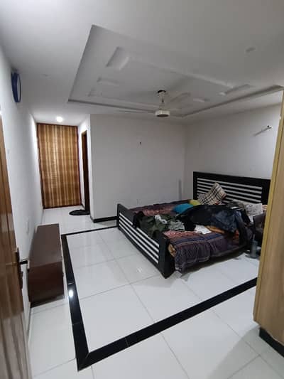 2 BED APPARTMENT AVAILABLE FOR RENT